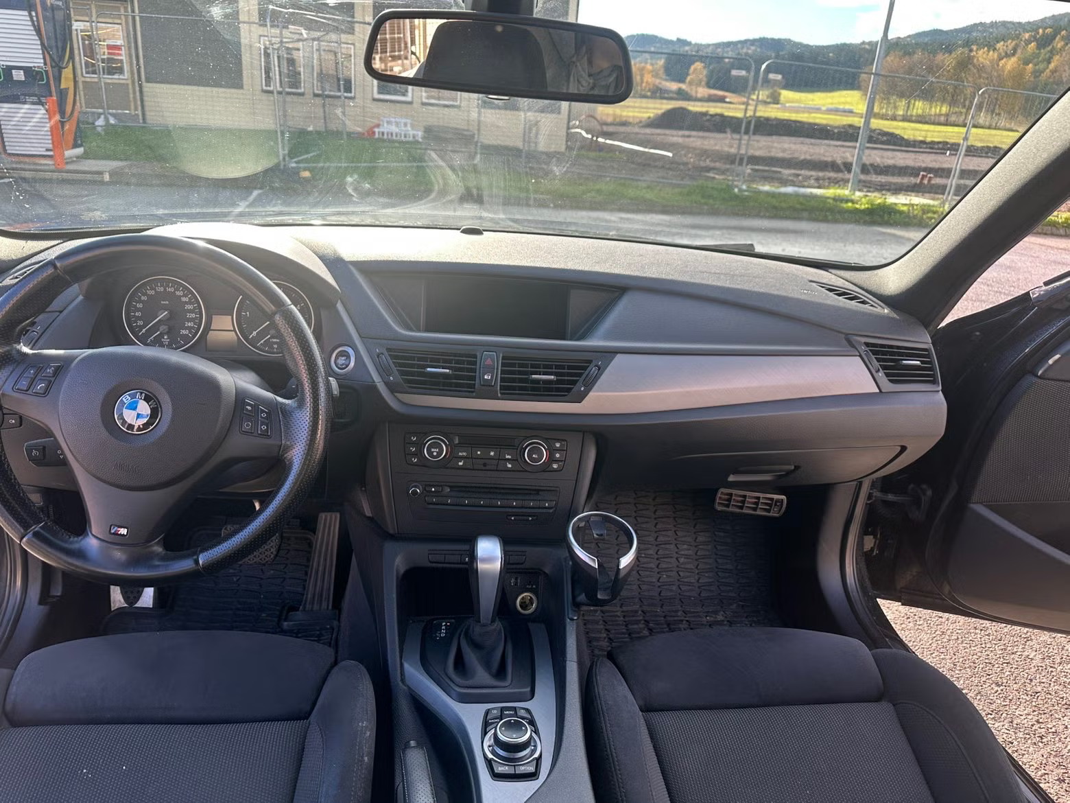 BMW X1 2012 8