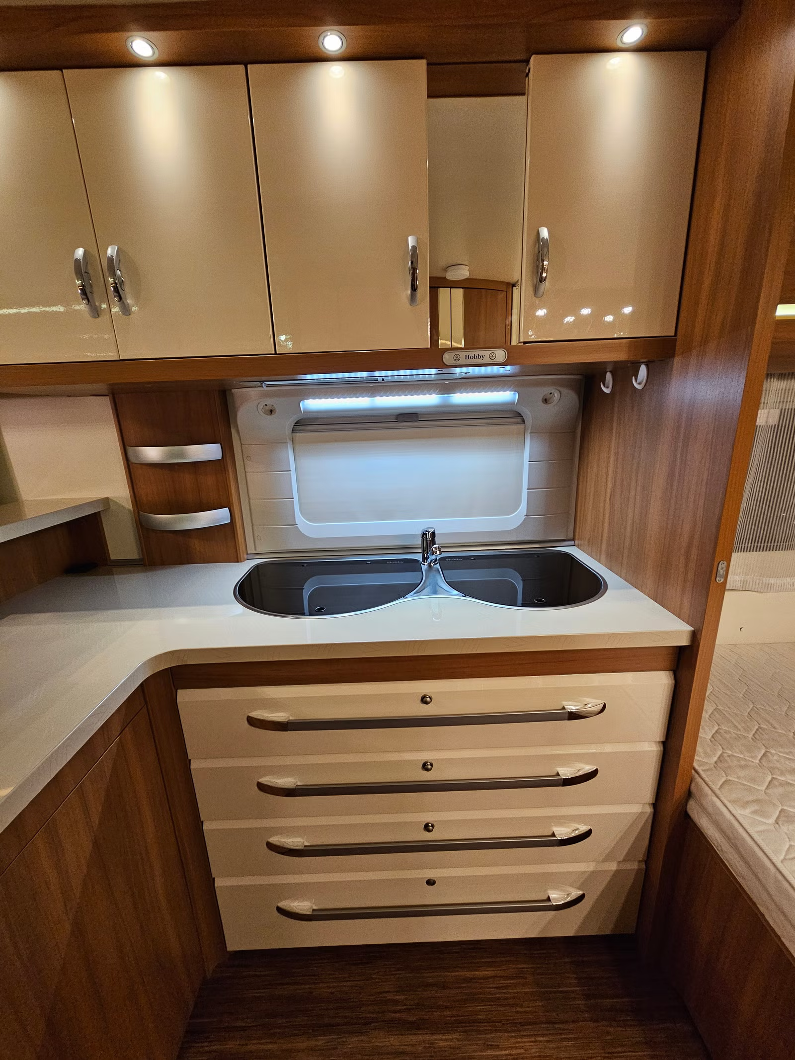 Hobby 560 CFE Excellent 2013 16