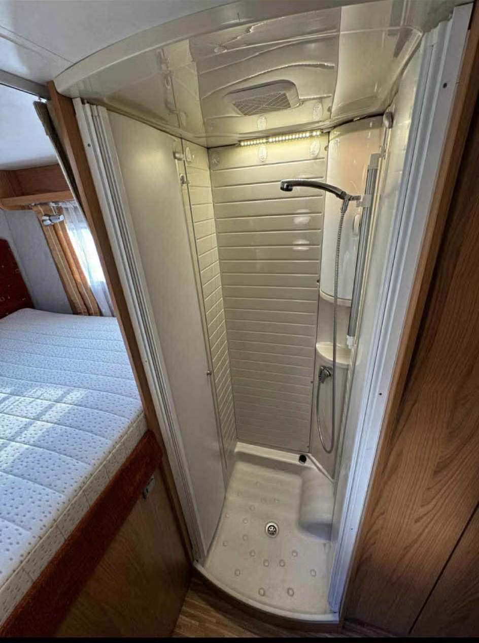 Burstner Elegance i 821 2008 23