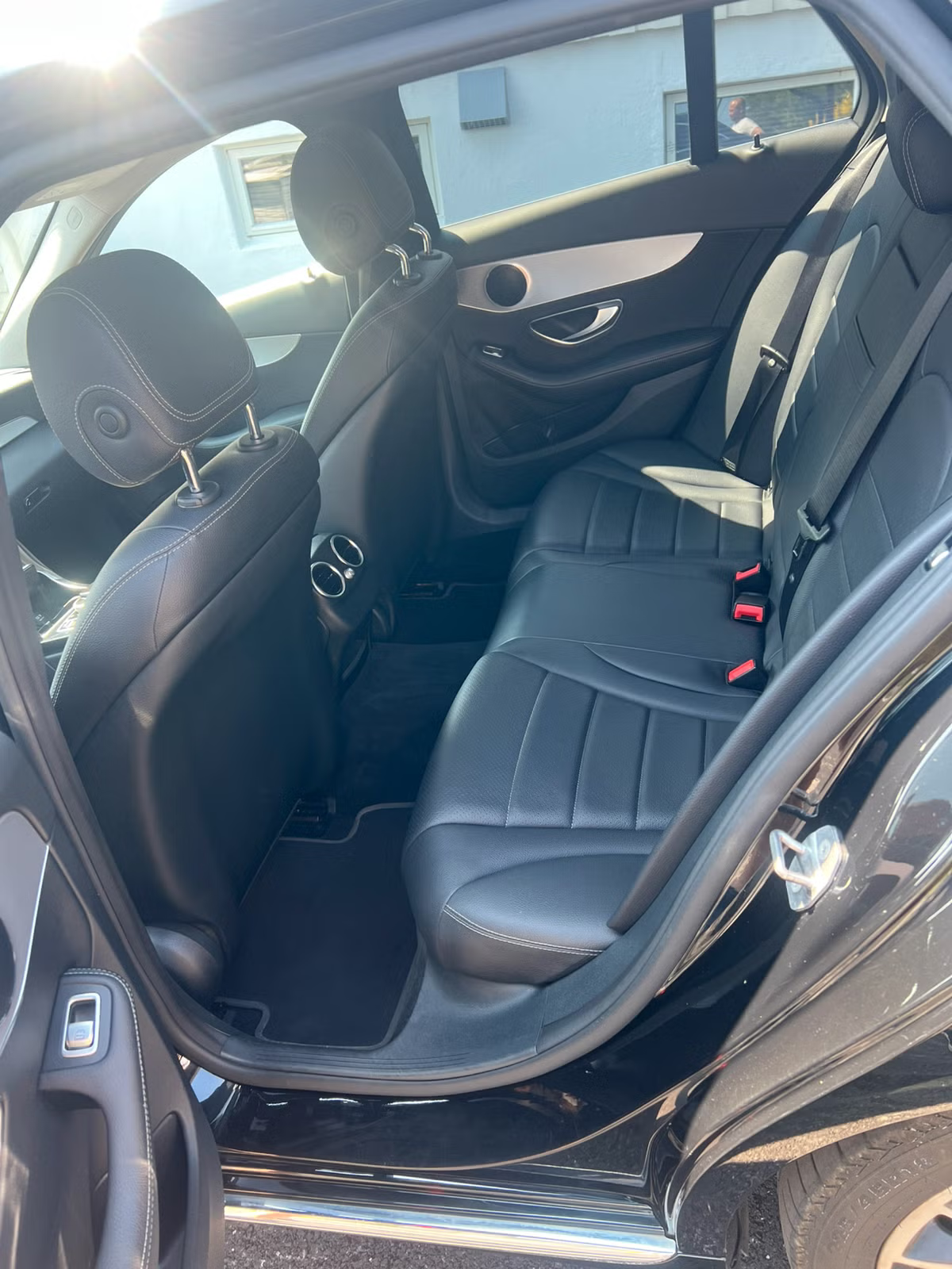 Mercedes-Benz C350e 2016 17