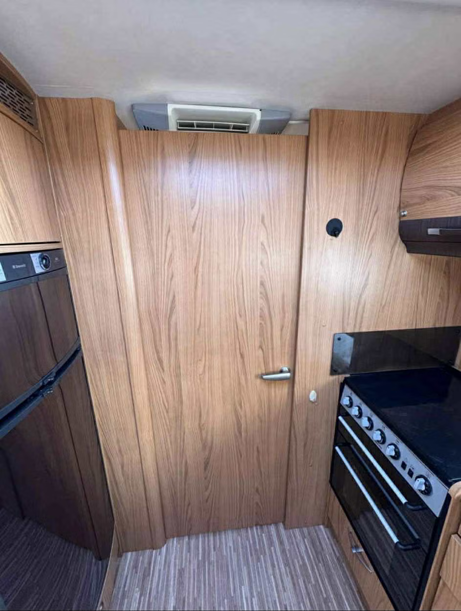 Burstner Elegance i 821 2008 14