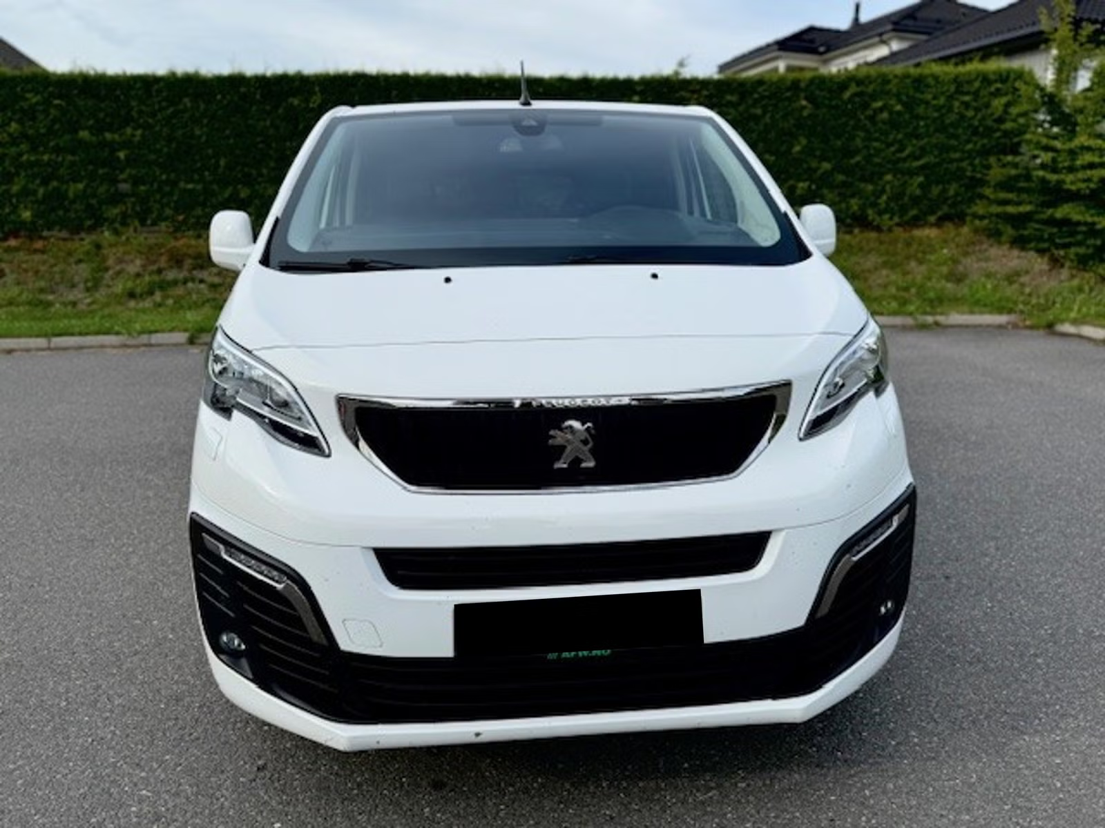 Peugeot Traveller Long 2019 7
