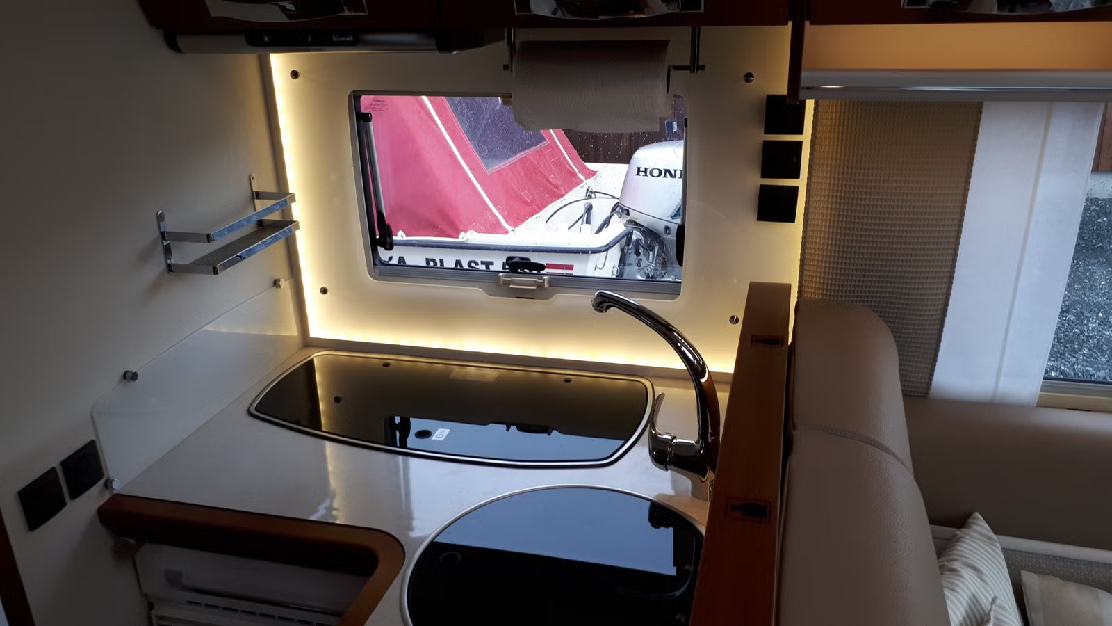 Rapido 8090DF 2017 22