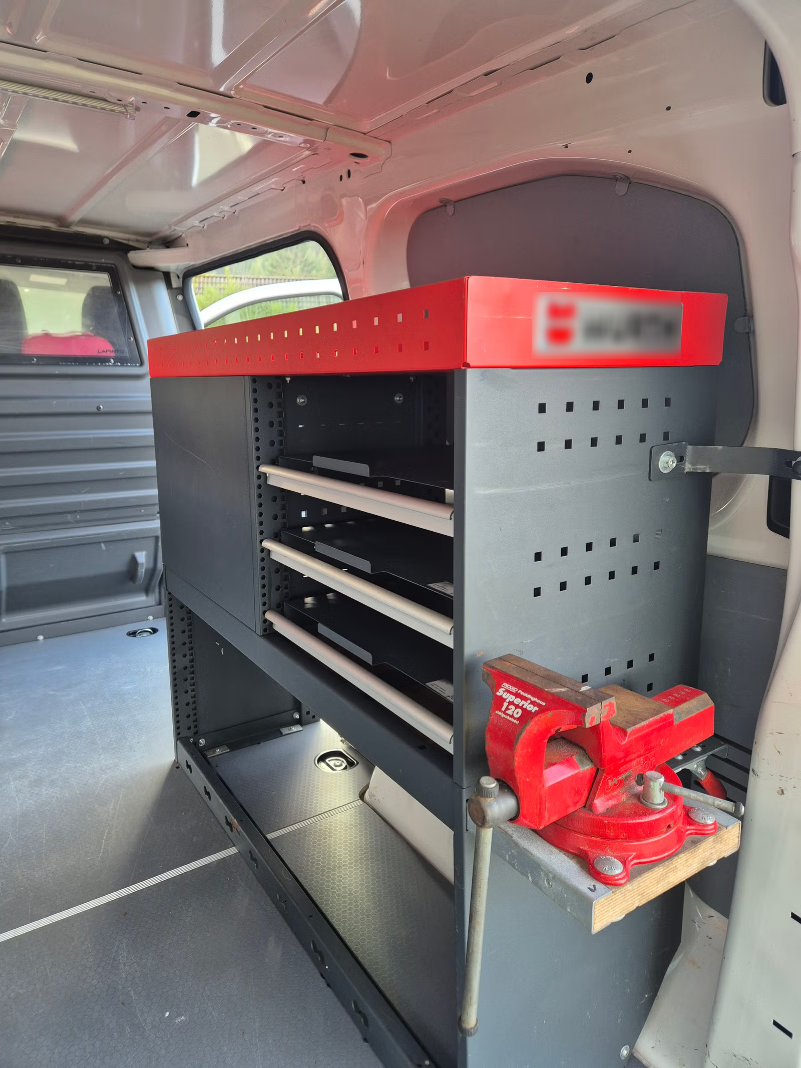 Peugeot Expert Traveller 2020 13