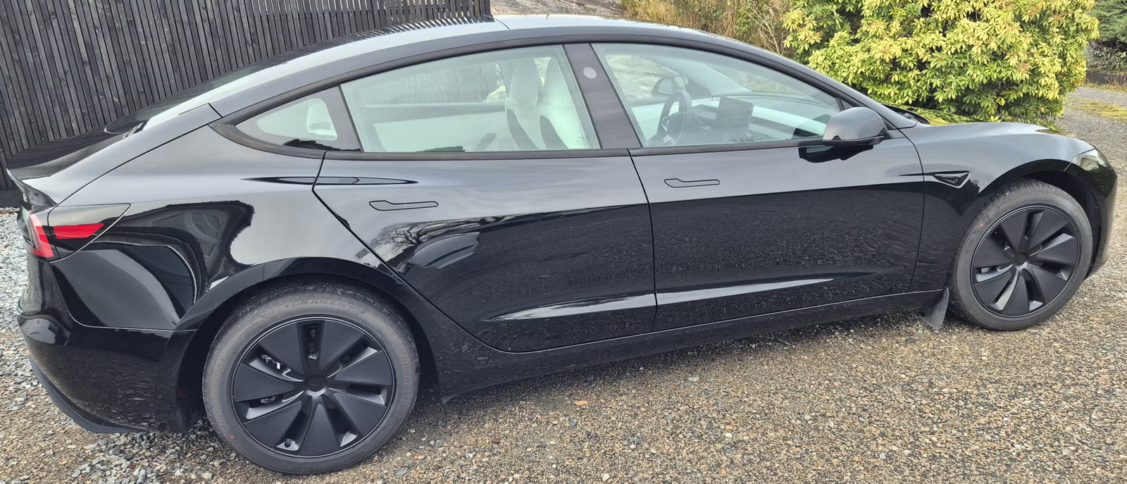 Tesla Model 3 2024 3