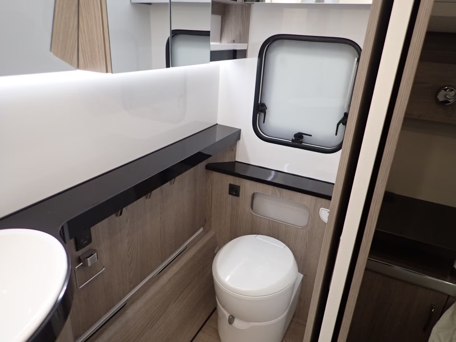 Hobby 720 WQC Prestige 2022 18