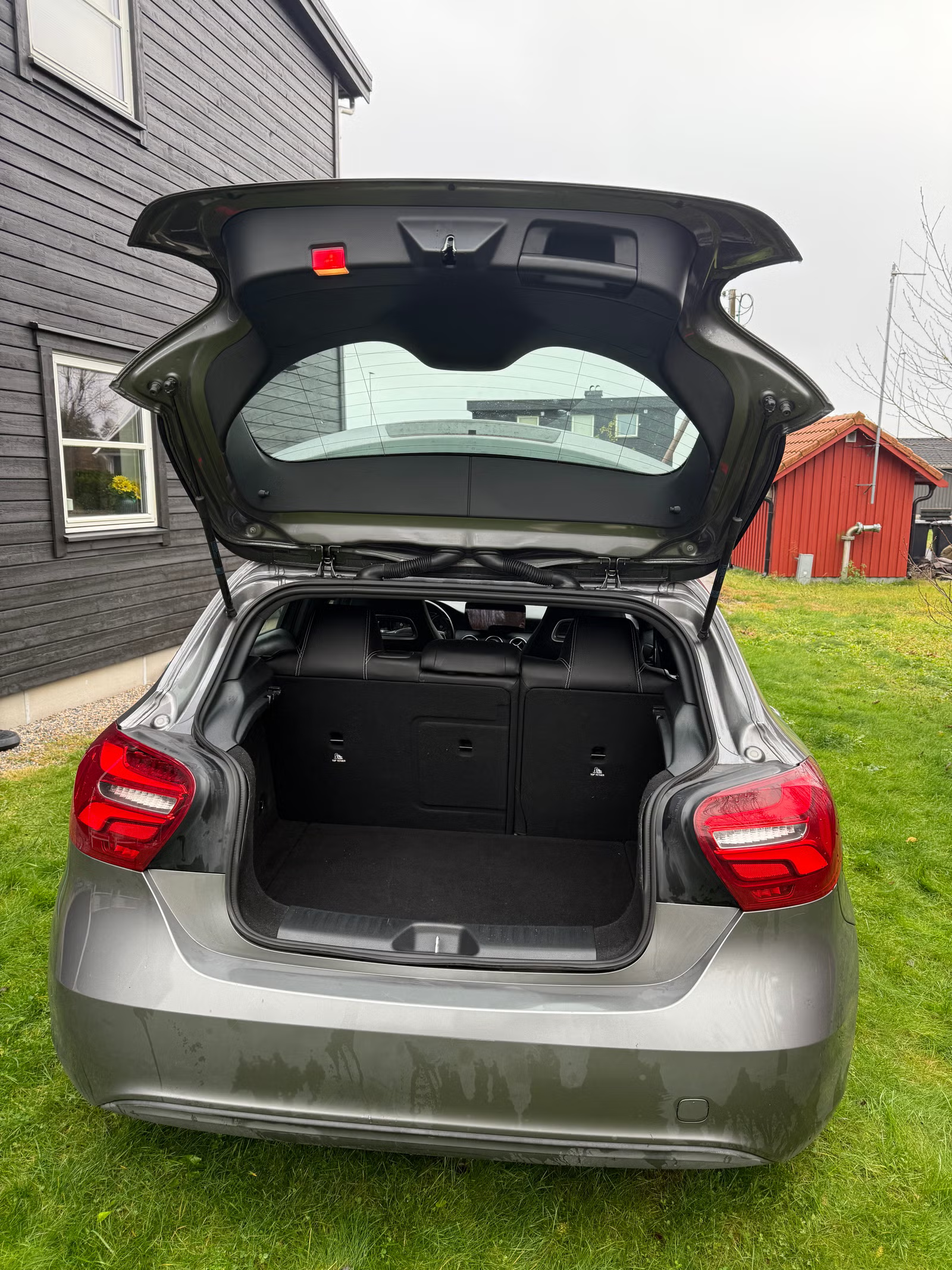 Mercedes-Benz A160 2016 27