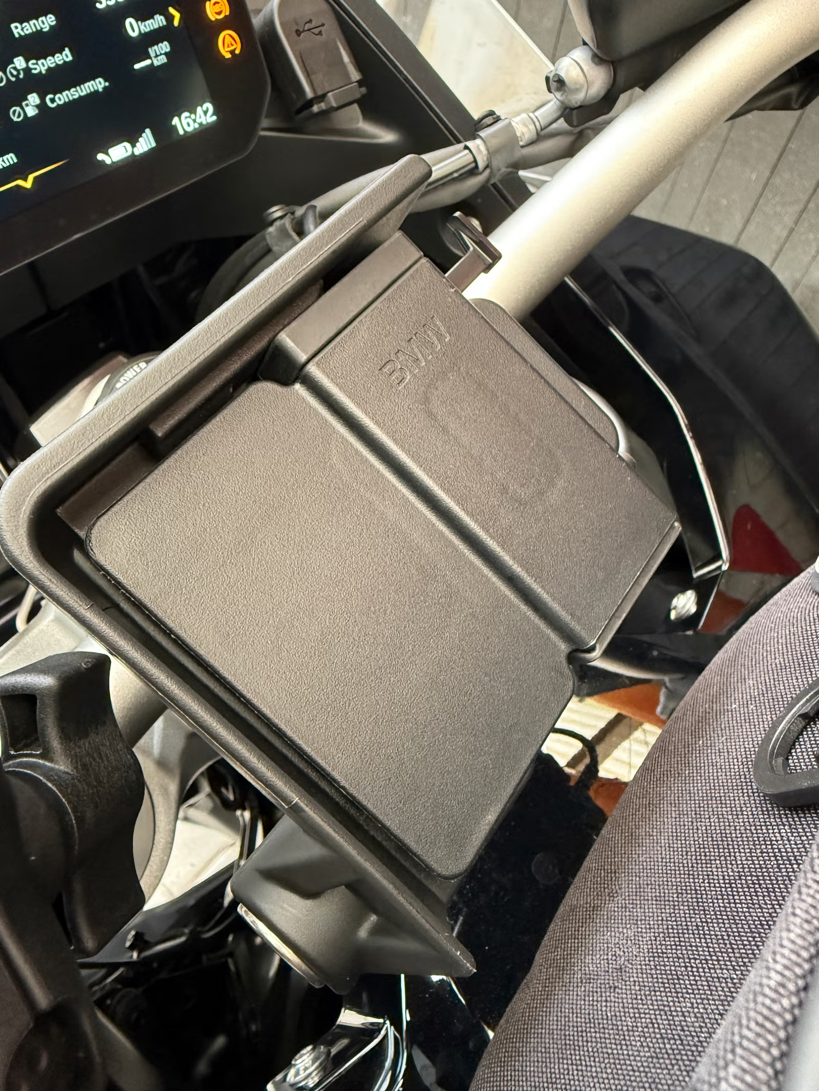 BMW F 850 GS Adventure Triple Black 2023 14