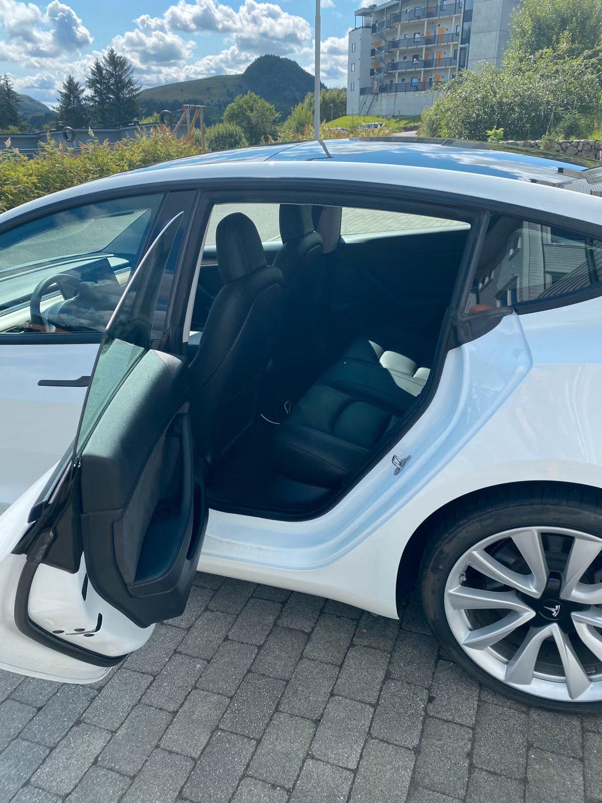 Tesla Model 3 SR+ 2021 14