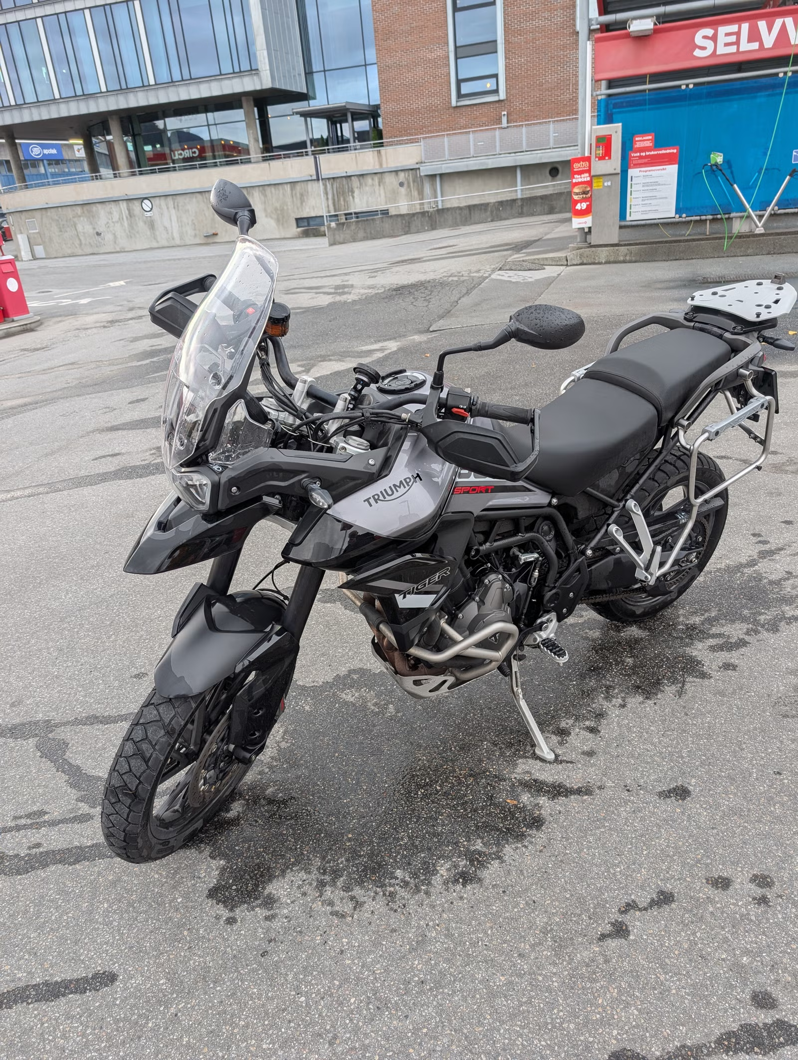 Triumph Tiger 850 2024 3