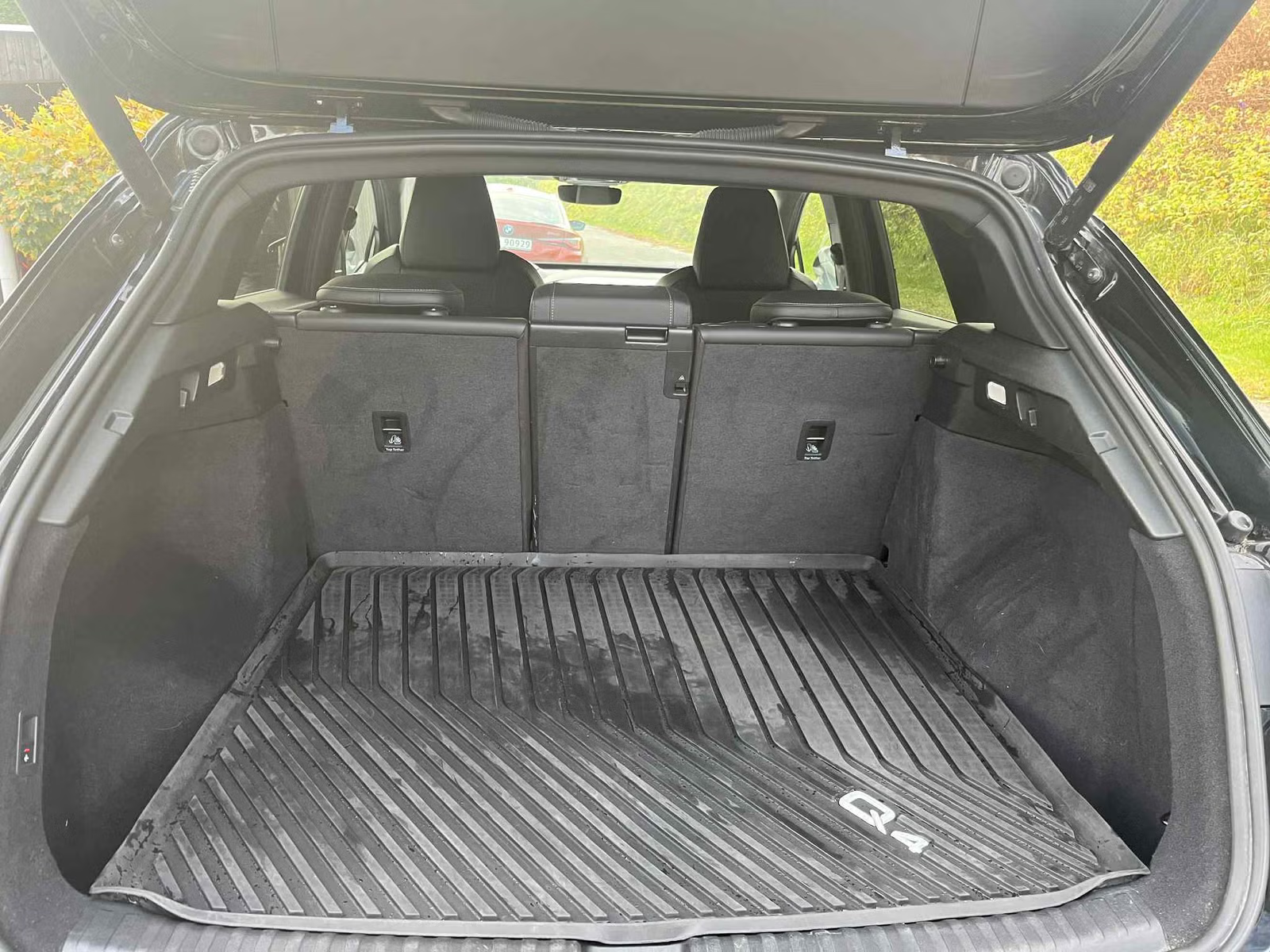 Audi Q4 e-tron 50 quattro 2022 11