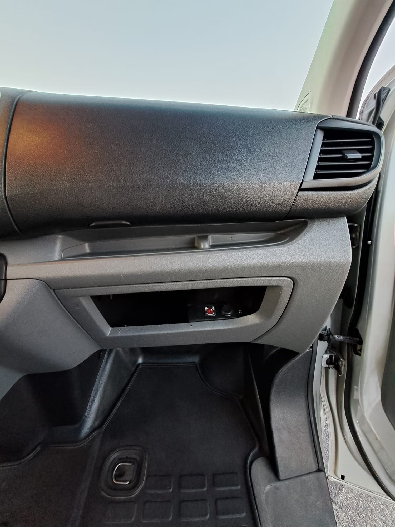 Citroen Jumpy 2019 14