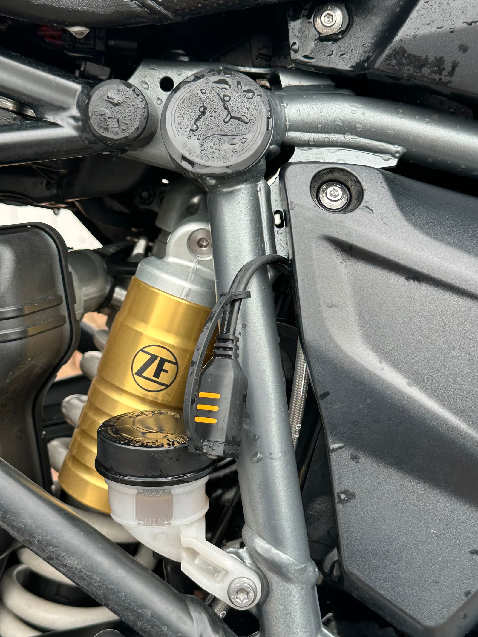 BMW R 1250 GS Triple Black 2022 29