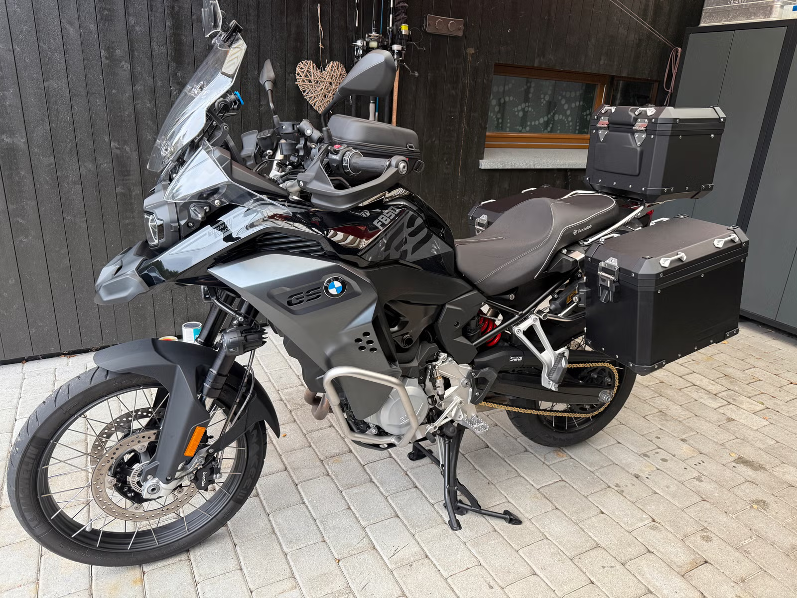 BMW F 850 GS Adventure Triple Black 2023 1