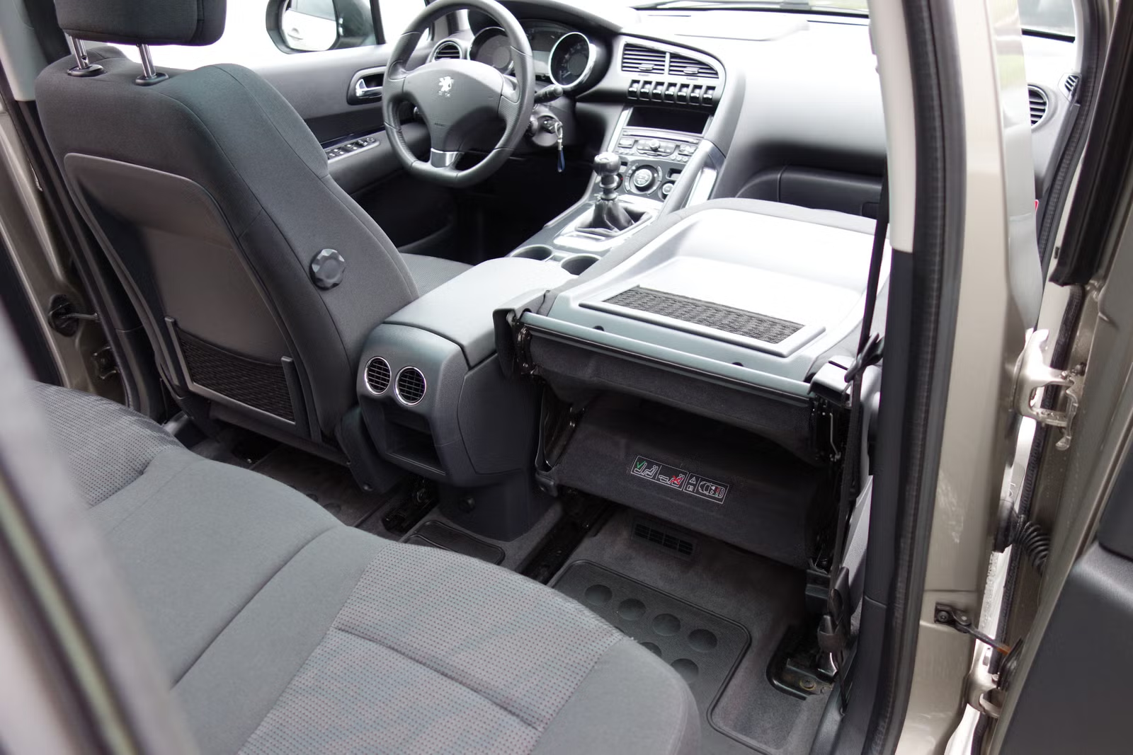 Peugeot 3008 2012 21