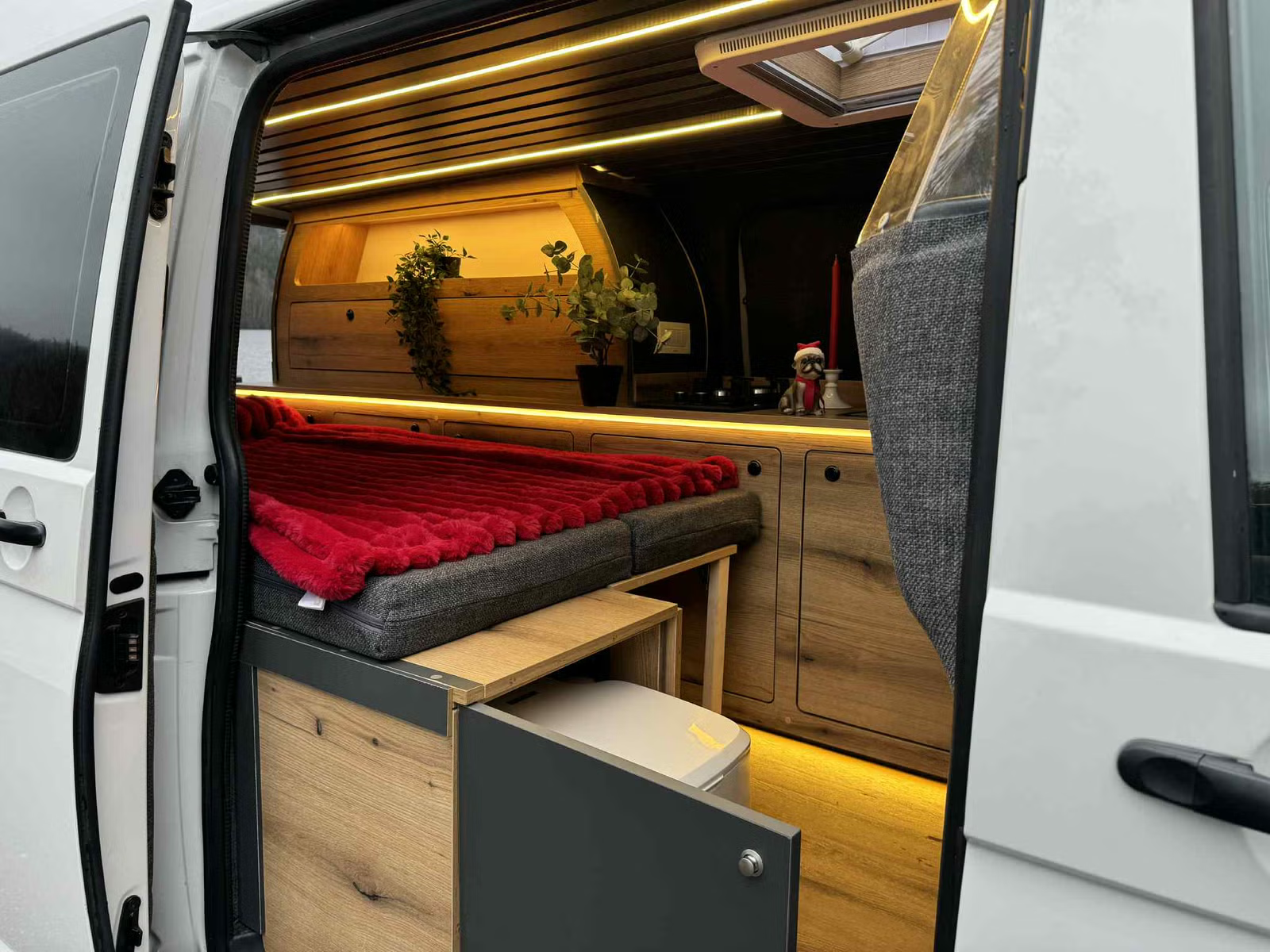 Volkswagen Transporter 2017 22