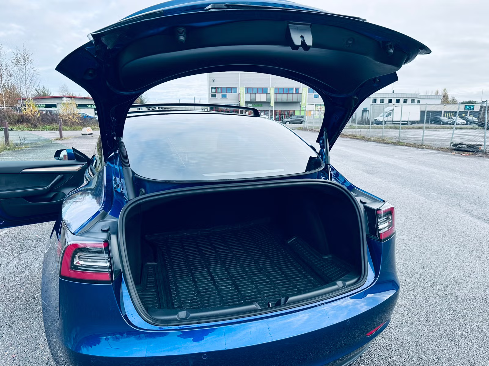 Tesla Model 3 2021 14