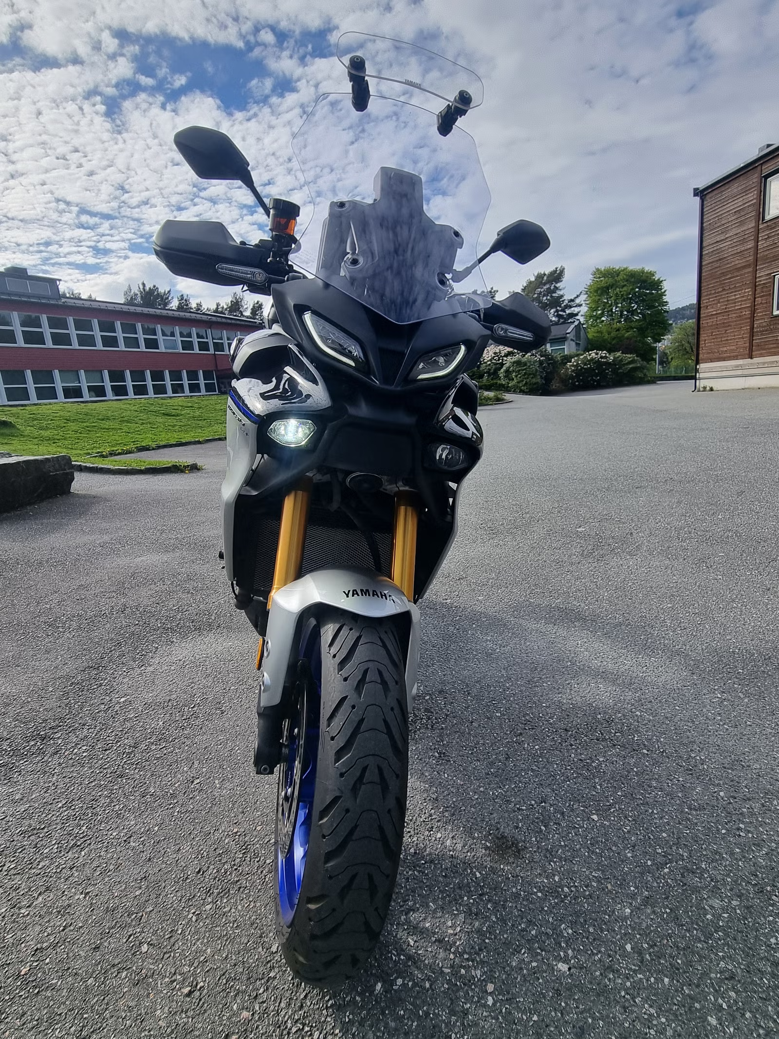 BMW Tracer 9 GT+ 2023 2